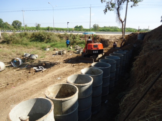 ขายรถแม็คโฮIHI  เครื่อง ISEEKI- 3 สูบ เดิมๆ แน่น ประหยัด ปั้มดีเร็วแรง เอวดี ช่วงล่างสวย แทรคเหล็กสวย  รถสภาพสวยมากพร้อมใช้งานสนใจติดต่อ ชัยยา สตึก โทร 081-9972972