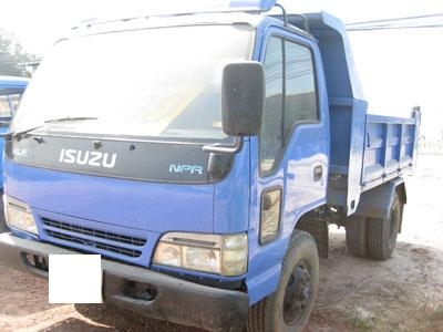 ขายหกล้อดั้มพ์ Isuzu NPR 110 แรง สภาพดี มีแนนซ์ให้บริการ Tel. 088-4501277