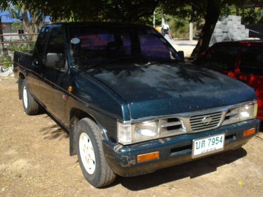 NISSAN BIG M KINGCAB ปี39 เครื่องดี สภาพโดยรวมพอใช้ เอกสารครบพร้อมโอนครับ