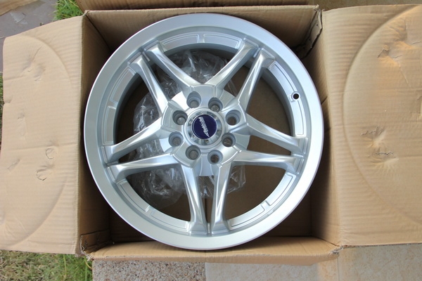 ขายล้อ ขอบ16" 4/100 และ4/114  ของใหม่ ราคาโดนใจ