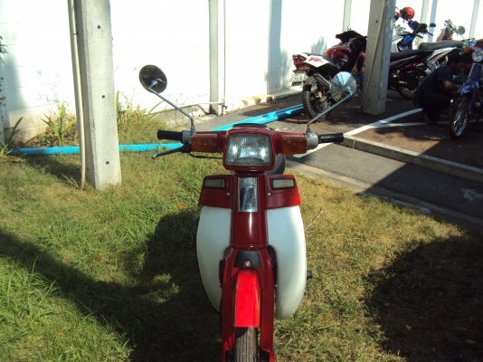 ขายฮอนด้า c900ไม่มีทะเบียน เครื่องดีสวยทำใหม่ระบบไพใช้ได้หมดสนใจติดต่อสรกฤช 081-8478107