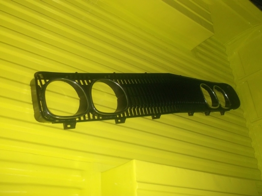 ขายกระจังหน้าแว่นดัทสัน 620 สภาพสวยๆไม่แตกไม่หัก สี่ดำเงา แว่นขัดเงาแจ่มๆคับพร้อมEMSคับ ขายกระจังหน้าแว่นดัทสัน 620 สภาพสวยๆไม่แตกไม่หัก สี่ดำเงา แว่นขัดเงาแจ่มๆคับพร้อมEMSคับ