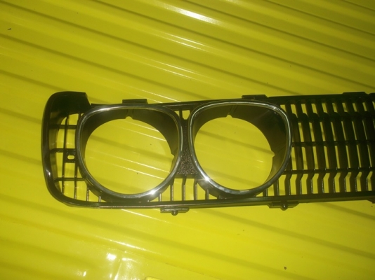 ขายกระจังหน้าแว่นดัทสัน 620 สภาพสวยๆไม่แตกไม่หัก สี่ดำเงา แว่นขัดเงาแจ่มๆคับพร้อมEMSคับ ขายกระจังหน้าแว่นดัทสัน 620 สภาพสวยๆไม่แตกไม่หัก สี่ดำเงา แว่นขัดเงาแจ่มๆคับพร้อมEMSคับ