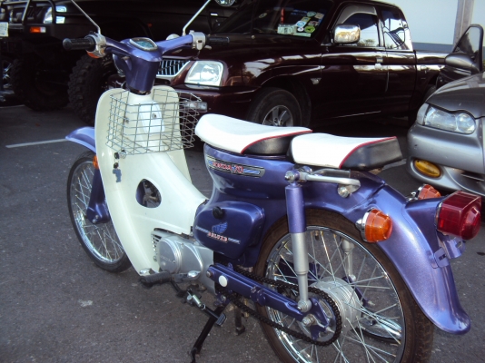 ขายฮอนด้า c70ไม่มีทะเบียน เครื่องดีสวยทำใหม่ระบบไพใช้ได้หมดสนใจติดต่อสรกฤช 081-8478107