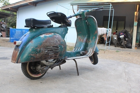 ขาย Vespa บล็อกอิตาลี งานเดิม สีเดิม แห้งๆ ราคาเพียง 34500 ฉบับปรับปรุง