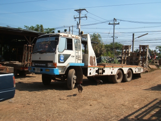 ขายด่วน รถสิบล้อ มิตซู 527 TD เทลเลอร์ลากรถเกียวข้าว เครื่องยนต์ 195 แรงม้า 2 เพลา เครื่องดี คัชซีสวย ยางดี