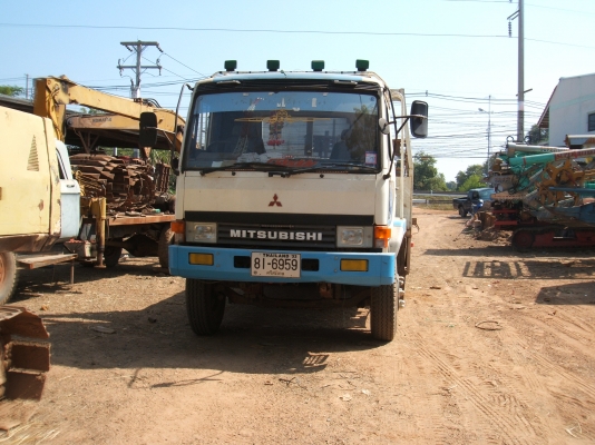 ขายด่วน รถสิบล้อ มิตซู 527 TD เทลเลอร์ลากรถเกียวข้าว เครื่องยนต์ 195 แรงม้า 2 เพลา เครื่องดี คัชซีสวย ยางดี ขายด่วน รถสิบล้อ มิตซู 527 TD เทลเลอร์ลากรถเกียวข้าว เครื่องยนต์ 195 แรงม้า 2 เพลา เครื่องดี คัชซีสวย ยางดี
