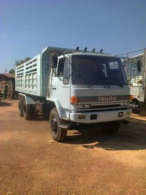 ขาย 10ล้อดั้มISUZU ROCK240นางฟ้า