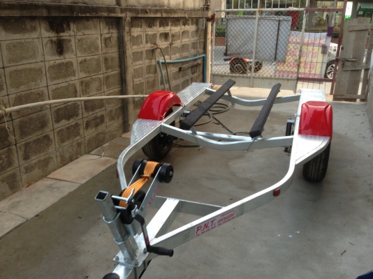 เทรลเลอร์ลากเจ็ทสกี สำหรับ 4 จังหวะ โดยเฉพาะ (ออกแบบตามสั่งครับ)สอบถาม 093-9895964