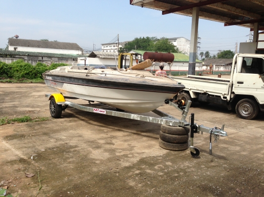 เทรลเลอร์สำหรับ เรือ 17 ฟุต จาก P. N. T. 089-1757535