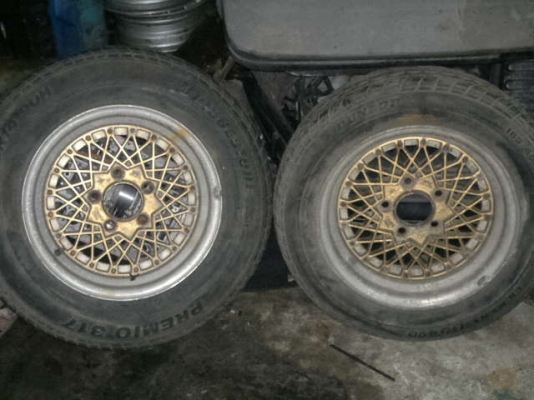 ---- ขาย ---- ล้อ 1 คู่.......2500