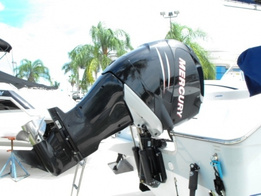 ลด ลดราคาแล้ว (ผ่อนได้) ขายเรือตกปลา 2007 SEA RAY LAGUNA 240SC เครื่อง MERCURY VERADO 225HP