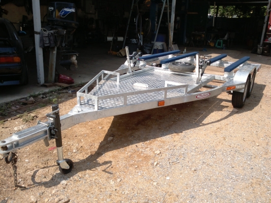 เทลเลอร์สำหลับ jetski - เรือ - ATV จากผู้ผลิตถึงผู้ใช้โดยตรง ตามแบบที่ต้องการ (มีรูปผลงานให้ดูด้านในครับ) เทลเลอร์สำหลับ jetski - เรือ - ATV จากผู้ผลิตถึงผู้ใช้โดยตรง ตามแบบที่ต้องการ (มีรูปผลงานให้ดูด้านในครับ)