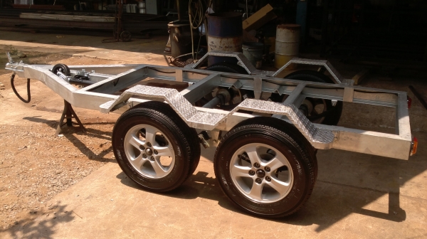 เทลเลอร์สำหลับ jetski - เรือ - ATV จากผู้ผลิตถึงผู้ใช้โดยตรง ตามแบบที่ต้องการ (มีรูปผลงานให้ดูด้านในครับ) เทลเลอร์สำหลับ jetski - เรือ - ATV จากผู้ผลิตถึงผู้ใช้โดยตรง ตามแบบที่ต้องการ (มีรูปผลงานให้ดูด้านในครับ)