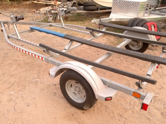 เทลเลอร์สำหลับ jetski - เรือ - ATV จากผู้ผลิตถึงผู้ใช้โดยตรง ตามแบบที่ต้องการ (มีรูปผลงานให้ดูด้านในครับ) เทลเลอร์สำหลับ jetski - เรือ - ATV จากผู้ผลิตถึงผู้ใช้โดยตรง ตามแบบที่ต้องการ (มีรูปผลงานให้ดูด้านในครับ)