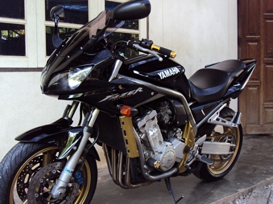 ขาย Yamaha Fz-1 Fazer ปี2002 อินวอย สภาพดีสวยๆลดอีก134,000ด่วนๆ