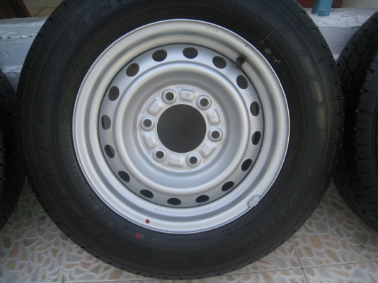 ขายกะทะล้อ isuzu d-max 15" 6/139 +ยางป้ายแดงปี 12(081-3747940)