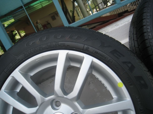 ขายล้อแม็กเดิม chevrolet sonic 16"x6" 4/100 et39 +ยาง(081-3747940)
