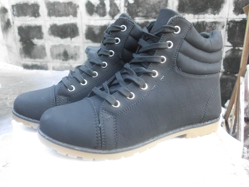 ร้องเท้าใหม่ไว้ไส่ขับรถ399ทุกคู่คับ