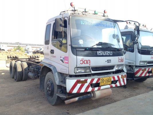 ขายสิบล้อหัวคัชซี ISUZU DECA เครื่อง 6HH-1 210 แรงม้าสภาพสวยวิ่งใช้งานงานอยู่ทะเบียนพร้อมมี 2 คันครับรีบๆเลยครับ ขายสิบล้อหัวคัชซี ISUZU DECA เครื่อง 6HH-1 210 แรงม้าสภาพสวยวิ่งใช้งานงานอยู่ทะเบียนพร้อมมี 2 คันครับรีบๆเลยครับ