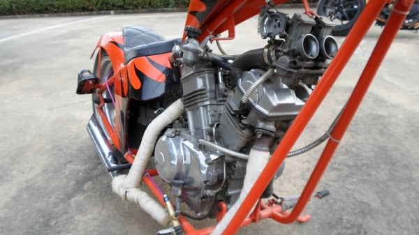 เพิ่มรูปตามคำเรียกร้องของเพื่อนๆ  ขายหน้ายาว 650 cc เพิ่งทำเสร็จใหม่ๆซิ่งๆ ปรับราคาลงครับ