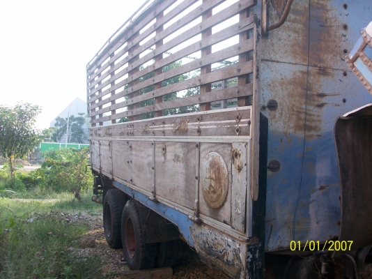 ขายกระบะไม้รถสิบล้อ ติดต่อคุณจี๊ด 089-7949488 คุณยุทธ์ 081-9870866