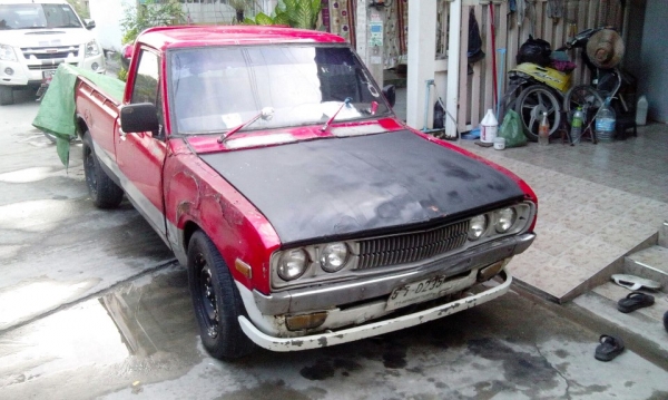 ขาย datsun 620 ช้างเหยียบ