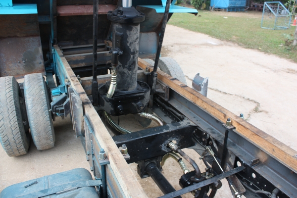 ขาย6ล้อกลาง MITSU FE535Eปี40