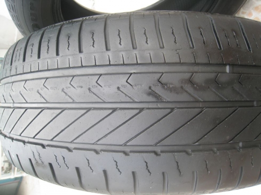 ขายยาง GOODYEAR DURAPLUS 215-60-16 ปี 3009 (1 คู่) (081-3747940)