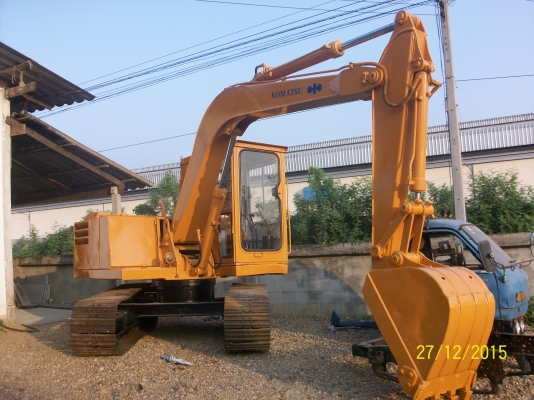 ขายแมคโคร KOMATSU PC 60 - 2  เก่าญี่ปุ่น ติดต่อคุณจี๊ด 089-7949488 คุณยุทธ์ 081-9870866