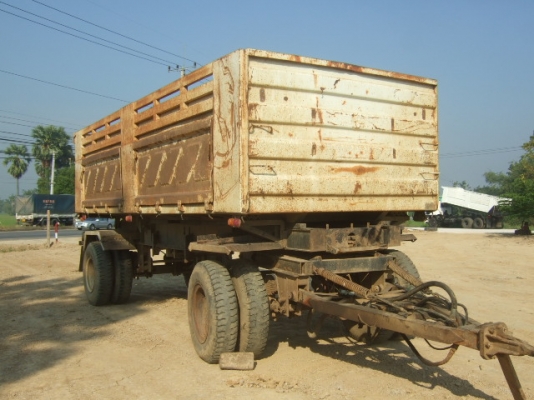 ขายลูกพ่วงดั๊มพ์สามมิตร