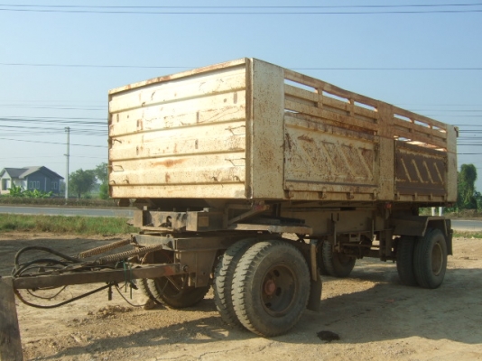 ขายลูกพ่วงดั๊มพ์สามมิตร