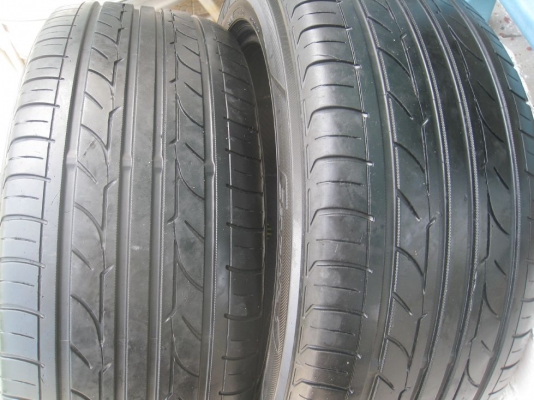 ขายยาง YOKOHAMA EARTH-1 215/55R17 ปี 10 (1คู่) (081-3747940)