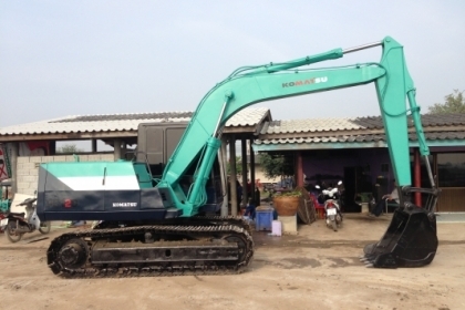 komatsu  pc 100 รุ่น 5 สภาพพร้อมใช้งาน  มีเเอร์พร้อม