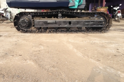 komatsu  pc 100 รุ่น 5 สภาพพร้อมใช้งาน  มีเเอร์พร้อม