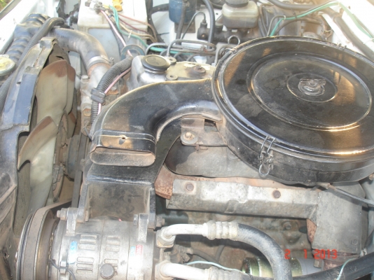 DATSUN 720 สี่ประตู