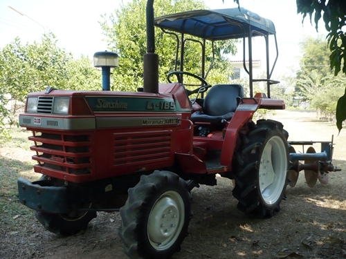 ขายรถไถ KUBOTA L1-185 4WD พร้อมผาน 5 สภาพพร้อมใช้