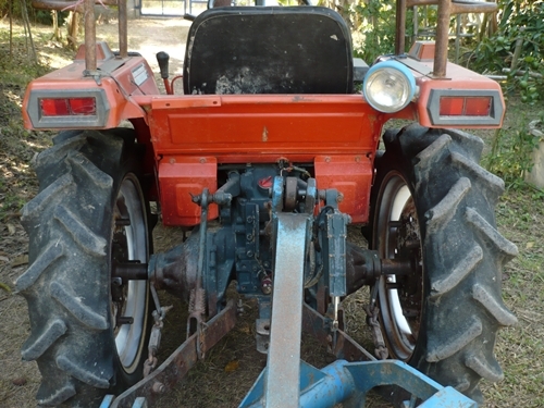 ขายรถไถ KUBOTA L1-185 4WD พร้อมผาน 5 สภาพพร้อมใช้