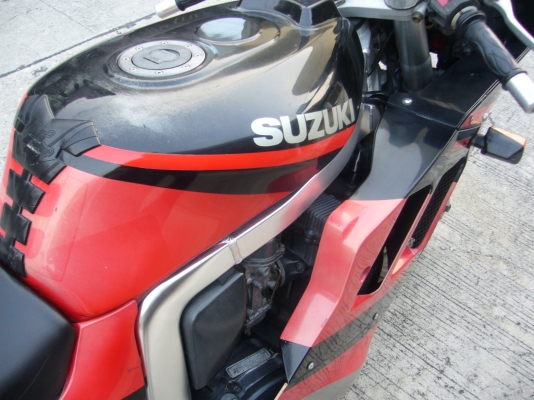 ขาย GSXR 1100 Slingshot หรือ แลก รถยนต์คลาสสิค