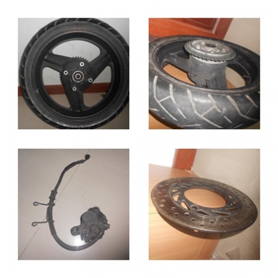 ลดไปเลยล้อแม็ค cb 400 1 คู่ พร้อม ปั้ม จาน เสตอ ถูกๆ