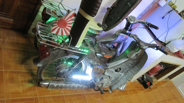 ด่วนๆลดๆเปิด27000บาท เอาแต่โครง22500บาท ขายชี102 งานตีเหล็กทั้งคันครับ เครื่องดรีมตัวใหม่มีเล่มทะเบียนไม่โอน รถสวยๆๆครับเครื่องผ่านร้อยเปอเซนต์สนใจมาลองขับดูครับ สนใจติดต่อ 0801696651 ส่งได้ทั่วไทย