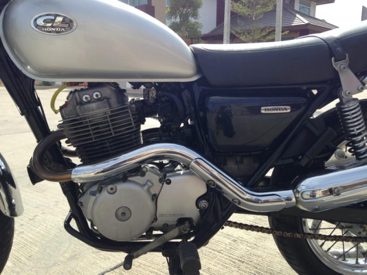 นุรังสิต______ขายCL400cc.___ปี99-2000__ประกอบใหม่  เดิมสวยเทพๆๆ รับประกันคุณภาพ 52000 พร้อมส่งทั่วไทย