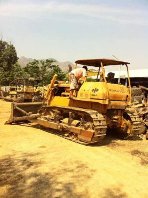 ขายรถแทรกเเตอร์ โคมัตสุ D60-6  สภาพดีพร้อมใช้งาน