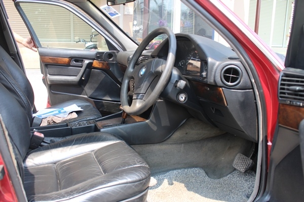 ขายรถพร้อมใช้งาน เครื่องช่วงล่างดีแอร์หนาวเครื่อง V1UZ ขายรถพร้อมใช้งาน เครื่องช่วงล่างดีแอร์หนาวเครื่อง V1UZ