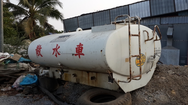 ขายถังน้ำหรือใส่น้ำมันก็ได้ถังมีคุณภาพ 4000 ลิตร ราคา 37000 บาท