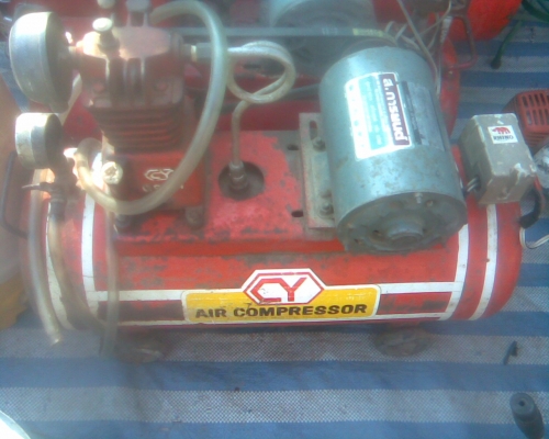 ปั้มลม CYสภาพเดิมๆพร้อมใช้งานครับเป็นของ CY  ครับราคานี้คุ้มมากครับระบบต่างๆทำงานปกติครับ