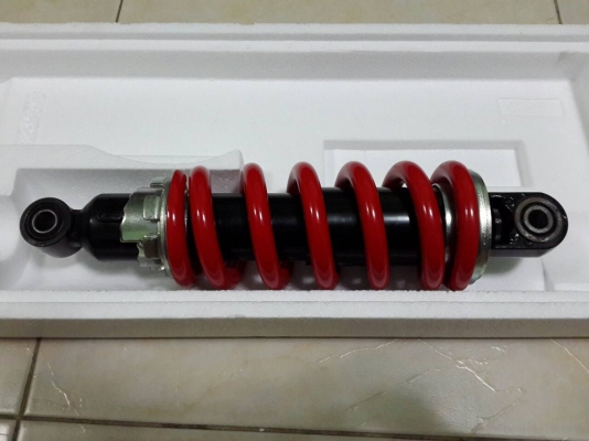 ขาย โช๊คหลัง Versys สีแดง 2013