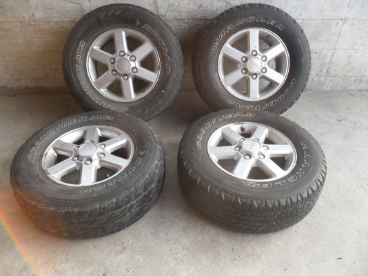 ล้อแม็ก 16นิ้ว6รู อีซูซุ พร้อมยาง สวยๆ 4 ล้อ ราคา 4800 บาท