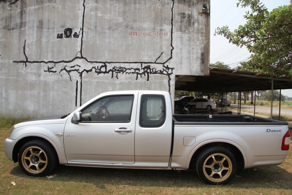 ISUZU D-Max SLX เครื่อง 2500 Cab ปี 2005 ISUZU D-Max SLX เครื่อง 2500 Cab ปี 2005
