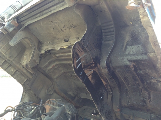 ขาย 10 ล้อหัวยาว เพลาเดียวพื้นเรียบ วางหัว ROCKY เครื่อง EH700 168 HP เฟืองท้าย FUSO เบรคทิฟฟี่ พาวเวอร์ ทะเบียนพร้อมโอนครับ